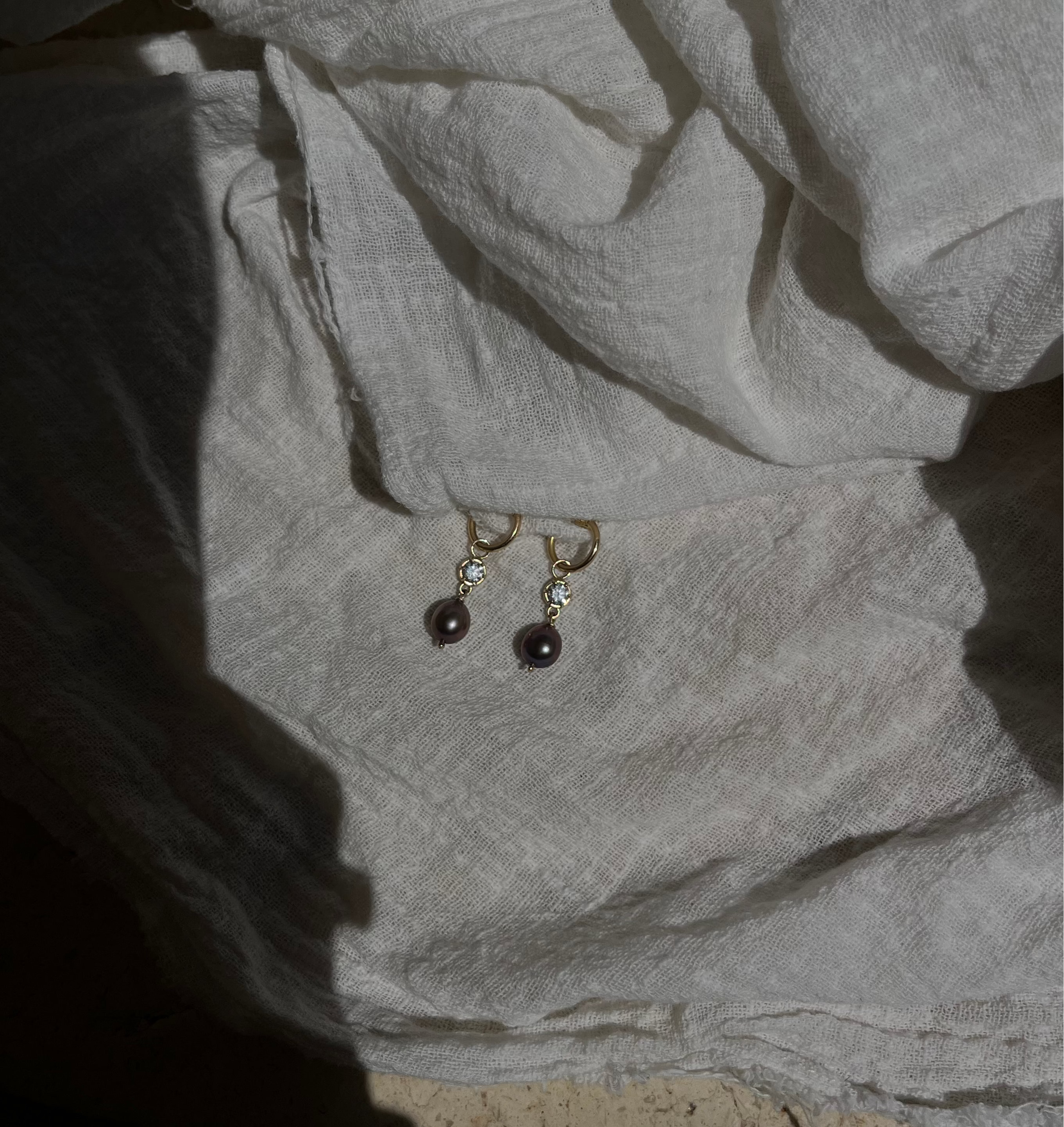 Toi et moi Diamond & Pearl Earrings